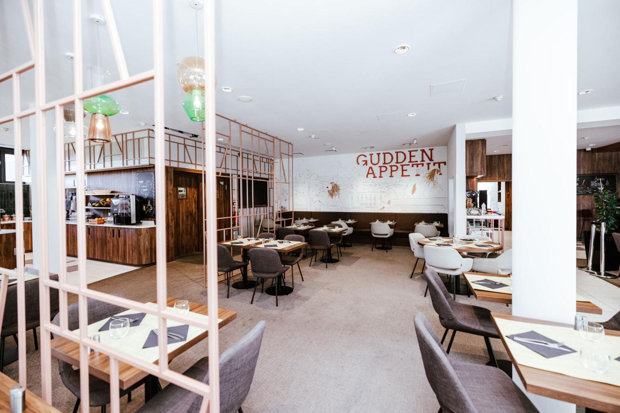Готель Ibis Luxembourg Aeroport Niederanven Екстер'єр фото